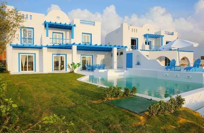 Townhouse - 3 Bedrooms - 3 Bathrooms for sale in Mountain View - Ras Al Hekma - North Coast