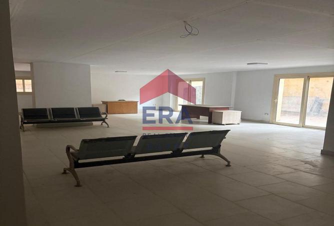 101489502 - Property Image 3