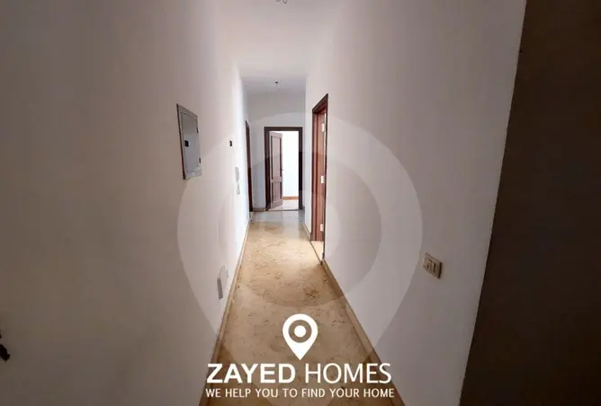 102622417 - Property Image 2