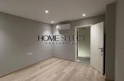 شقة - 3 غرف نوم - 3 حمامات للايجار في فيلدج ويست - كمبوندات الشيخ زايد - الشيخ زايد - الجيزة