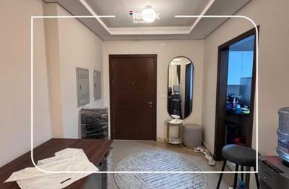 Apartment - 2 Bedrooms - 1 Bathroom for rent in Park Side Residence - Zed Towers - Sheikh Zayed Compounds - Sheikh Zayed City - Giza
