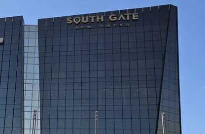 Office Space - 3 Bedrooms - 2 Bathrooms for rent in South Gate Mall - South Teseen St. - The 5th Settlement - New Cairo City - Cairo