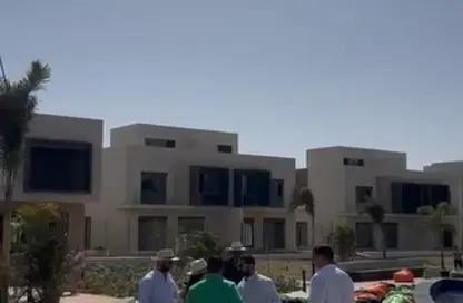 فيلا - 4 غرف نوم - 4 حمامات للبيع في الكارما جيتس - مدينة زايد الجديدة - الشيخ زايد - الجيزة