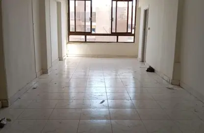 Apartment - 3 Bedrooms - 1 Bathroom for rent in Al Taqa St.   Mohamed Mostafa Al Sayed - Al Nadi Al Ahly - Nasr City - Cairo