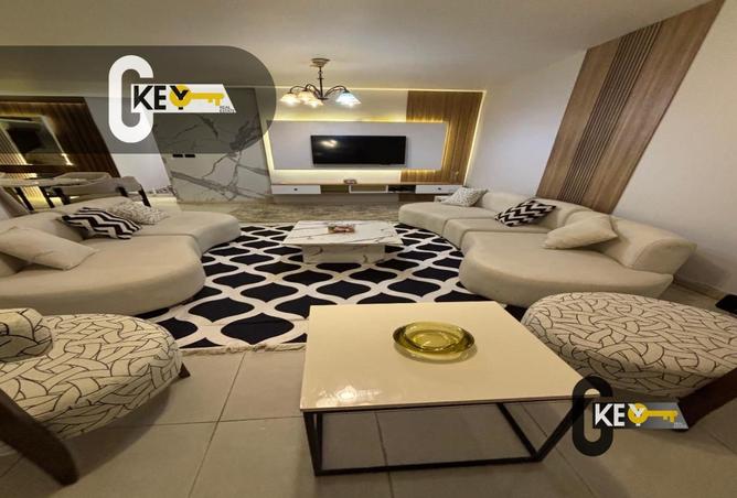 2PJBAPh1c3c - الصورة الرئيسية للعقار