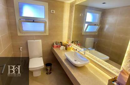Apartment - 2 Bedrooms - 3 Bathrooms for sale in New Giza - Cairo Alexandria Desert Road - 6 October City - Giza