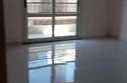 Apartment - 3 Bedrooms - 2 Bathrooms for rent in Al Sayeda Khadija St. - Al Hadiqah Al Dawliyah - 7th District - Nasr City - Cairo