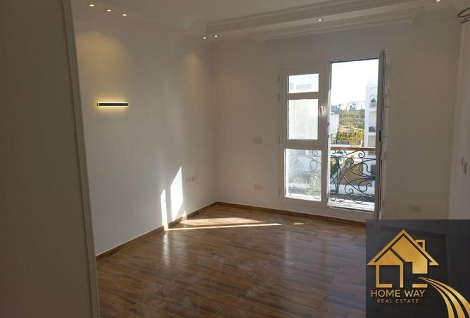 70095755 - Property Image 2