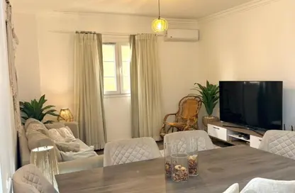 شقة - 2 غرف نوم - 1 حمام للايجار في ذا جيت بلازا مول - الحي العاشر - الشيخ زايد - الجيزة