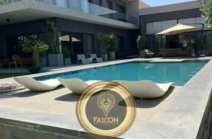 Villa - 4 Bedrooms - 4 Bathrooms for sale in Swan Lake Residence - 5th Settlement Compounds - The 5th Settlement - New Cairo City - Cairo