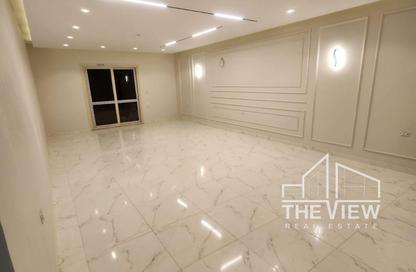 Apartment - 3 Bedrooms - 3 Bathrooms for sale in Al Khamayel city - Sheikh Zayed Compounds - Sheikh Zayed City - Giza