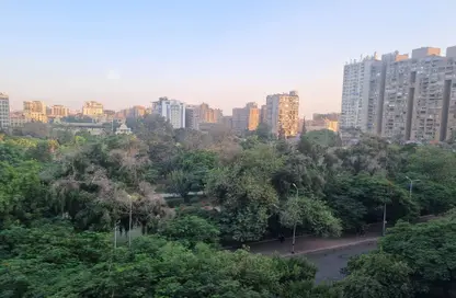 Apartment - 3 Bedrooms - 3 Bathrooms for sale in Nehro St. - Roxy - Heliopolis - Masr El Gedida - Cairo