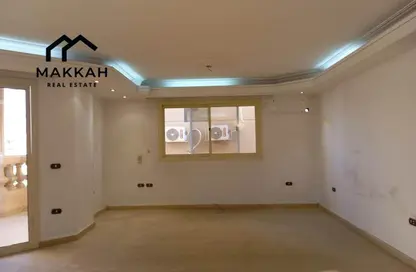 شقة - 3 غرف نوم - 3 حمامات للايجار في شارع صلاح سالم - روكسي - مصر الجديدة - القاهرة