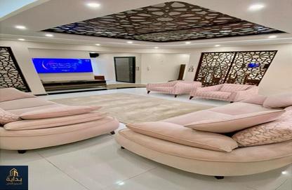 Apartment - 2 Bedrooms - 2 Bathrooms for rent in Abou Dawoud Al Zahery St. - 6th Zone - Nasr City - Cairo