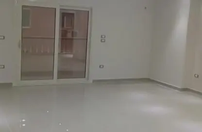 شقة - 3 غرف نوم - 3 حمامات للايجار في شارع المقريزي - روكسي - مصر الجديدة - القاهرة