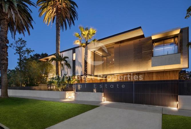 8641999 - Property Image 2