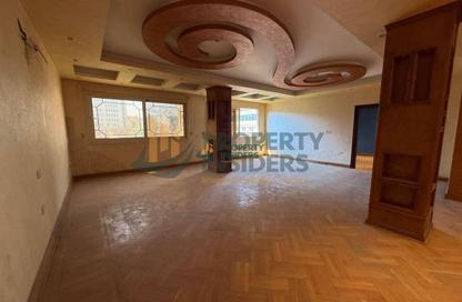 Apartment - 4 - 3 for sale in Mostafa Mahmoud Square - Mohandessin - Giza Apartment - 4 - 3 for sale in Mostafa Mahmoud Square - Mohandessin - Giza