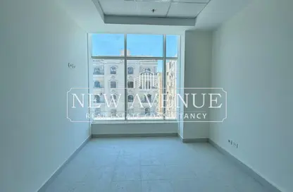 عيادة - 2 غرف نوم - 1 حمام للبيع في مجمع أوزون الطبي - النرجس - مدينة القاهرة الجديدة - القاهرة