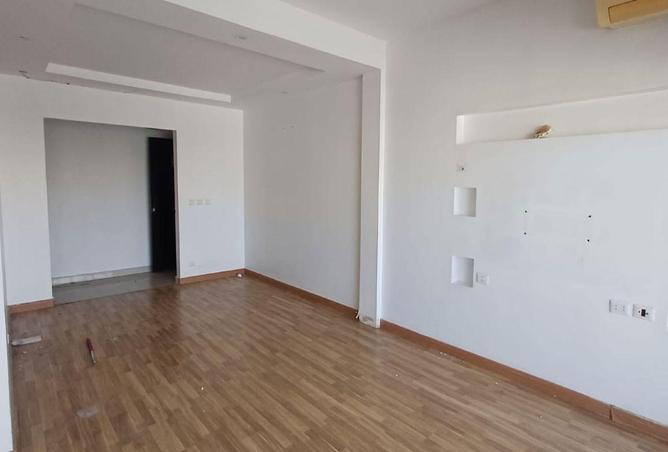 64143270 - صورة العقار 3