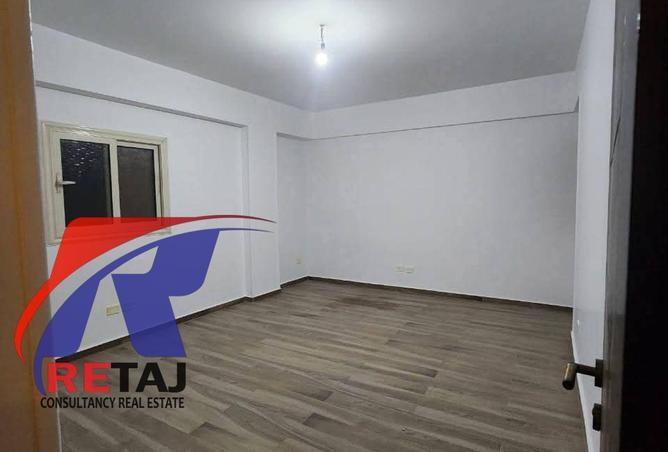 80260139 - Property Image 2