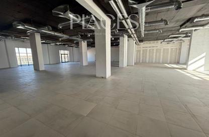 Office Space - Studio - 5 Bathrooms for rent in One Ninety Mall - South Teseen St. - The 5th Settlement - New Cairo City - Cairo