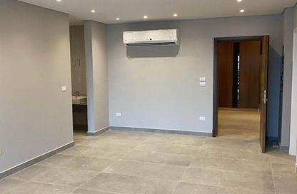 Apartment - 3 Bedrooms - 3 Bathrooms for sale in Village West - Sheikh Zayed Compounds - Sheikh Zayed City - Giza