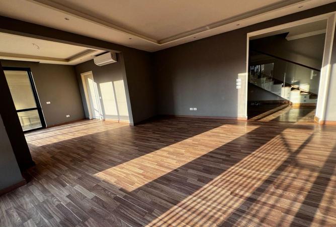 53981328 - Property Image 2