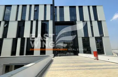 مساحات مكتبية - استوديو - 2 حمامات للايجار في مول هايد بارك بيزنس - شارع التسعين الجنوبي - التجمع الخامس - مدينة القاهرة الجديدة - القاهرة