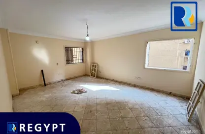 Office Space - 6 Bedrooms - 2 Bathrooms for rent in Al Laselky St. - El Laselky - New Maadi - Hay El Maadi - Cairo