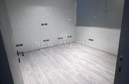 Office Space - Studio - 2 Bathrooms for rent in Cairo Business Plaza - North Teseen St. - The 5th Settlement - New Cairo City - Cairo