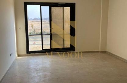 Apartment - 3 Bedrooms - 2 Bathrooms for rent in بوابة النعيم - Riviera City - Sheikh Zayed City - Giza