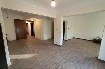 Apartment - 2 - 2 for rent in Ahmed Shawky St. - Bolkly - Hay Sharq - Alexandria