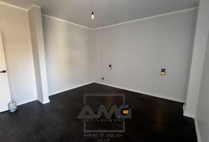 8555504 - Property Image 2