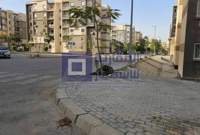 111874402 - Property Image 2