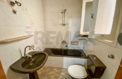 Office Space - Studio - 1 Bathroom for rent in Ahmed Shawky St. - Roushdy - Hay Sharq - Alexandria