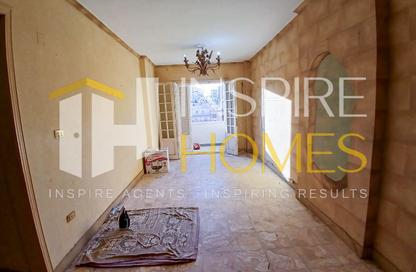 Apartment - 2 Bedrooms - 1 Bathroom for sale in Roushdy - Hay Sharq - Alexandria