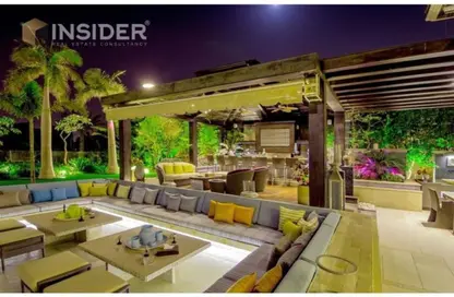 فيلا - 7 غرف نوم - 8 حمامات للبيع في سوان ليك قطامية - التجمع الاول - مدينة القاهرة الجديدة - القاهرة