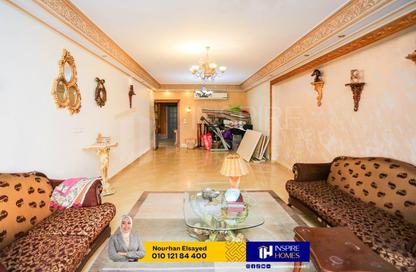 Apartment - 3 Bedrooms - 2 Bathrooms for sale in Tout Ankh Amoun St. - Smouha - Hay Sharq - Alexandria