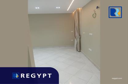 Apartment - 2 - 2 for sale in Degla View - Zahraa El Maadi - Hay El Maadi - Cairo