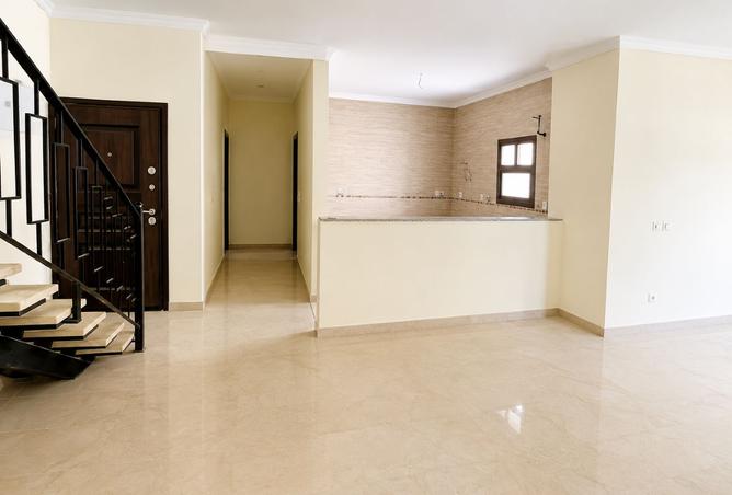 98546771 - Property Image 2