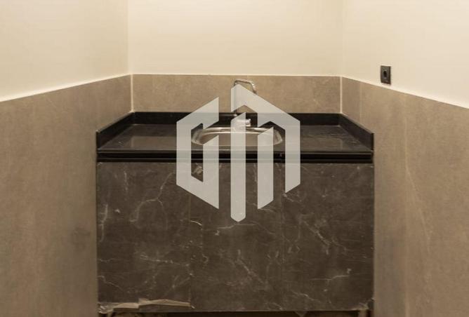 81835363 - Property Image 3