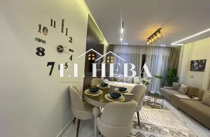 شقة - 2 غرف نوم - 2 حمامات للايجار في مدينتي - القاهرة