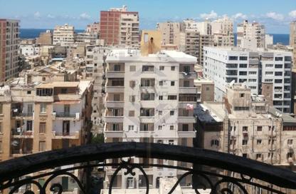 شقة - 3 غرف نوم - 2 حمامات للبيع في طريق الجيش - كامب شيزار - حي وسط - الاسكندرية