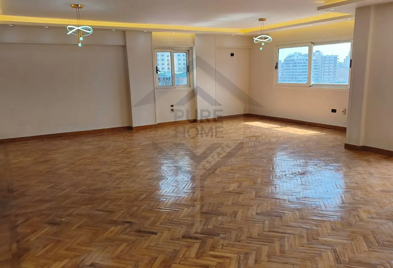 94638303 - Property Main Image