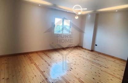 Apartment - 3 Bedrooms - 2 Bathrooms for sale in Al Geish Road - Azarita - Hay Wasat - Alexandria Apartment - 3 Bedrooms - 2 Bathrooms for sale in Al Geish Road - Azarita - Hay Wasat - Alexandria