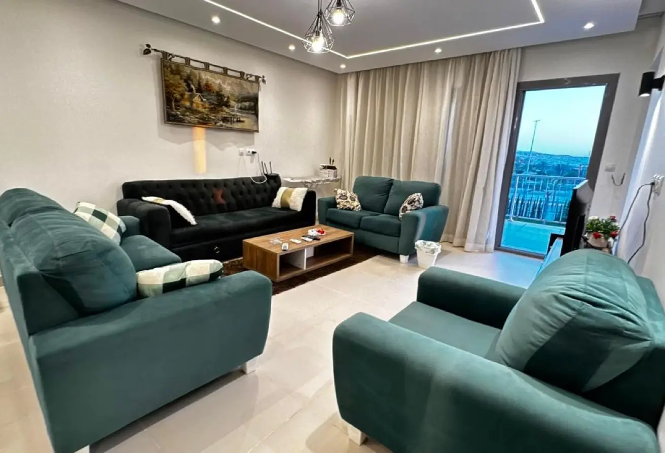 115715990 - Property Main Image