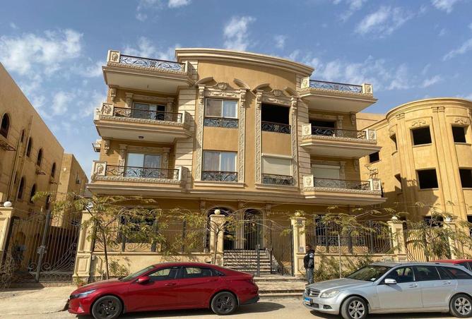 56990300 - Property Main Image