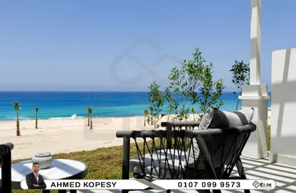 فيلا - 5 غرف نوم - 7 حمامات للبيع في جيفيرا - راس الحكمة - الساحل الشمالي