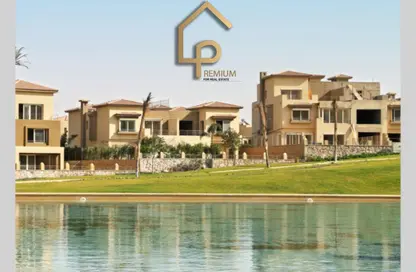 تاون هاوس - 4 غرف نوم - 5 حمامات للبيع في جولف فيوز - طريق مصر اسكندرية الصحراوي - مدينة 6 أكتوبر - الجيزة