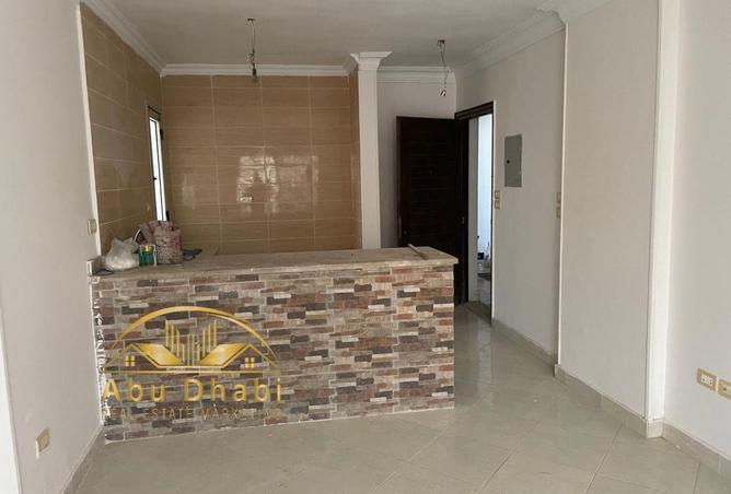 8593744 - Property Image 2